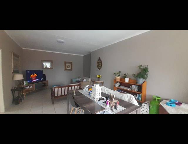 2 BEDROOM PROPERTY TO RENT IN MNANDI
